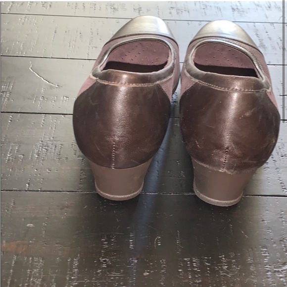 Excellent Preowned Clark’s Wedge loafers Size 10M. - Picture 4 of 8